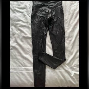 SPANX Faux Leather Legings